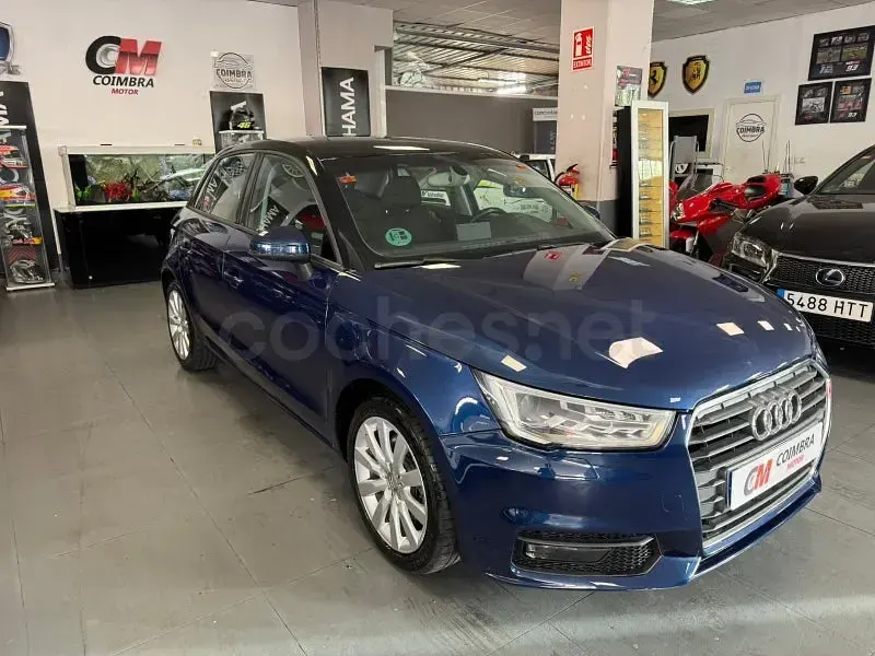 Usado Audi A1 Sportback Attraction 116 CV (85 kW) 2017 Azul Utilitario