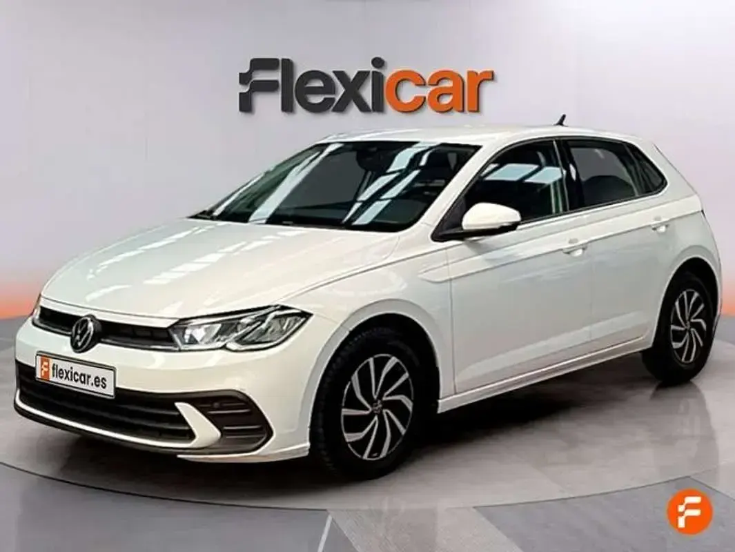 Usado VW Polo Life 95 CV (69 kW) 2021 Blanco Utilitario