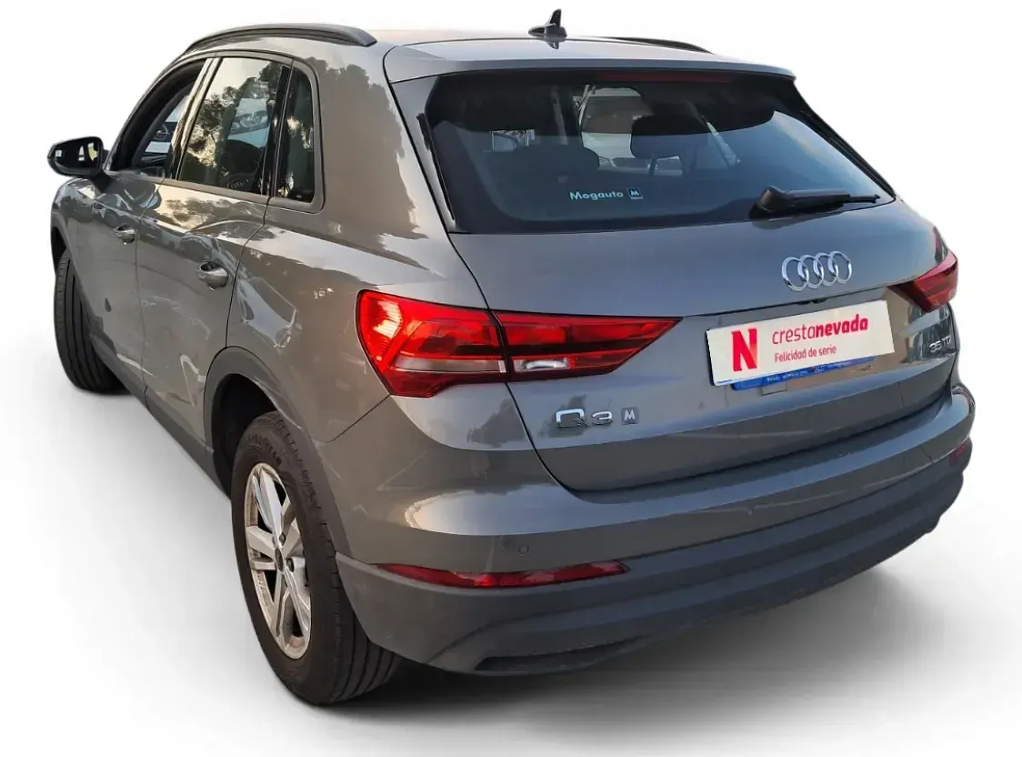 Usado Audi Q3 Premium 150 CV (110 kW) 2022 Gris SUV