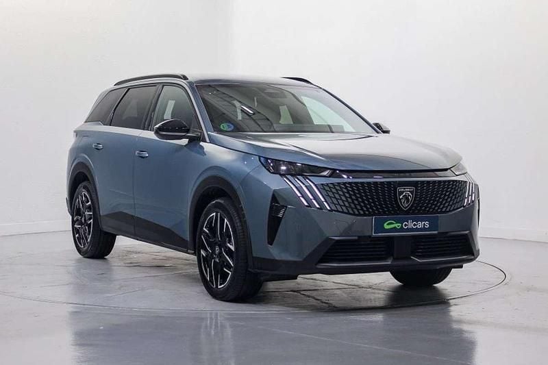 Usado Peugeot 5008 Allure 136 CV (100 kW) 2025 Azul SUV