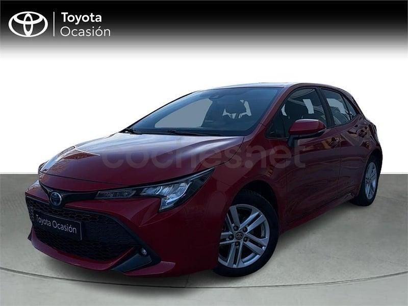 Usado Toyota Corolla Business Edition 122 CV (89 kW) 2022 Rojo Berlina