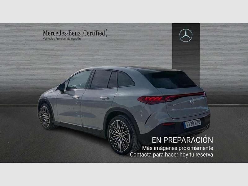 Käytetty Mercedes EQE350 Edition 214 kW (292 HP) 2025 Harmaa Katumaasturi