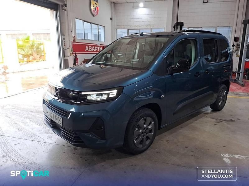 Azul Nuevo 2025 Opel Combo S Monovolumen | 26.400 € (Caro) - Imagen 1/4