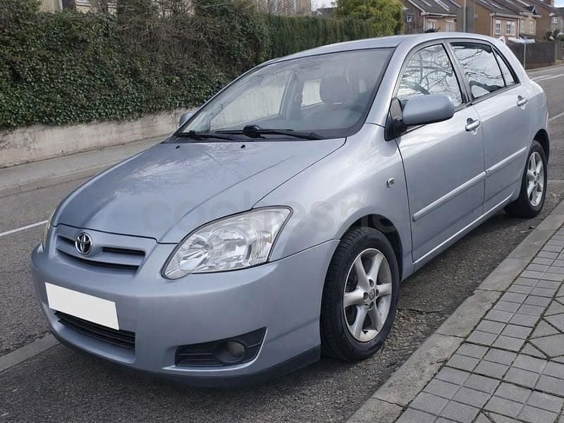 Usado Toyota Corolla Sol 110 CV (80 kW) 2005 Azul Berlina