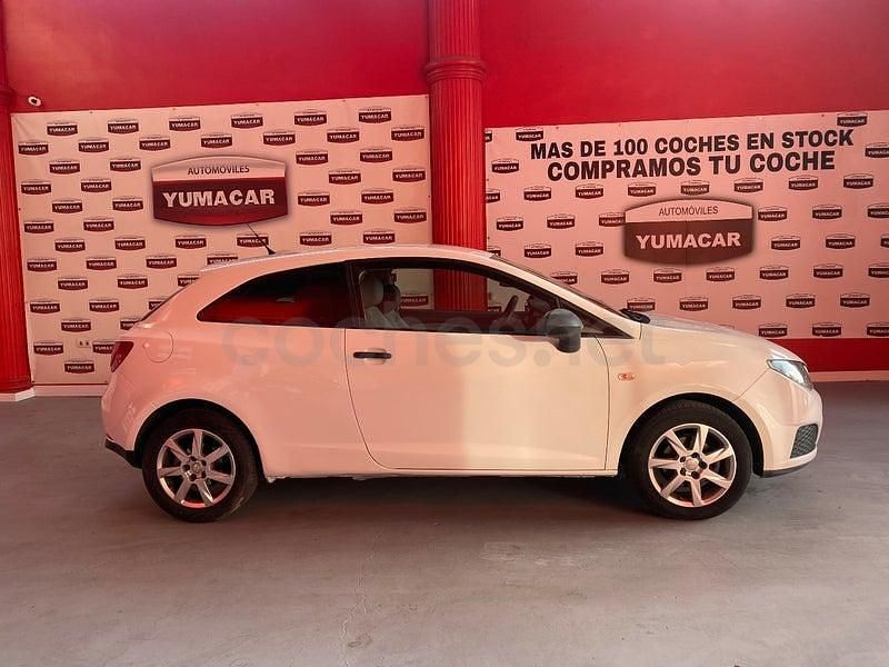 Usado Seat Ibiza SC Style 90 CV (66 kW) 2010 Blanco Utilitario