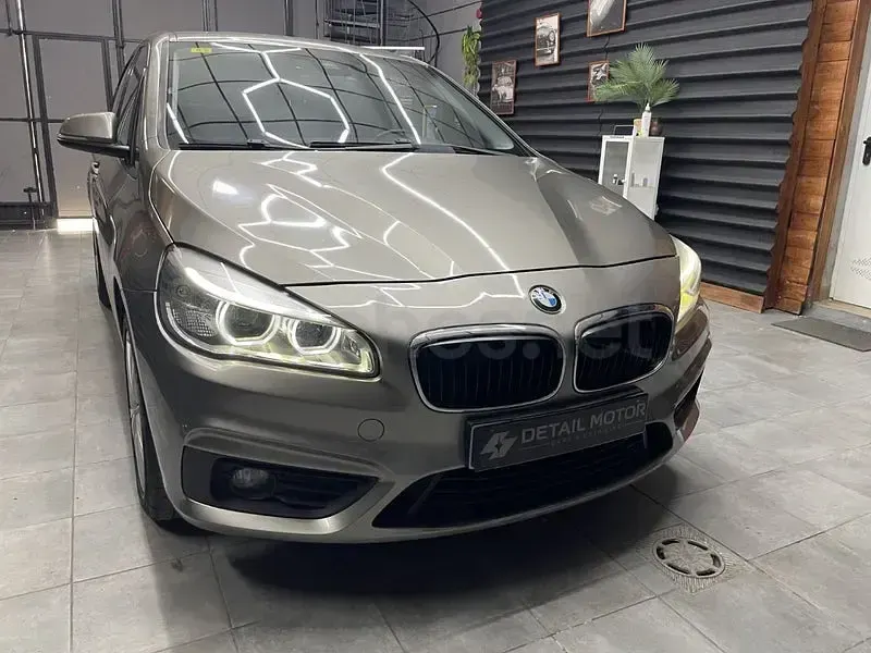 Usado BMW 218 Advantage 150 CV (110 kW) 2015 Beige Familiar