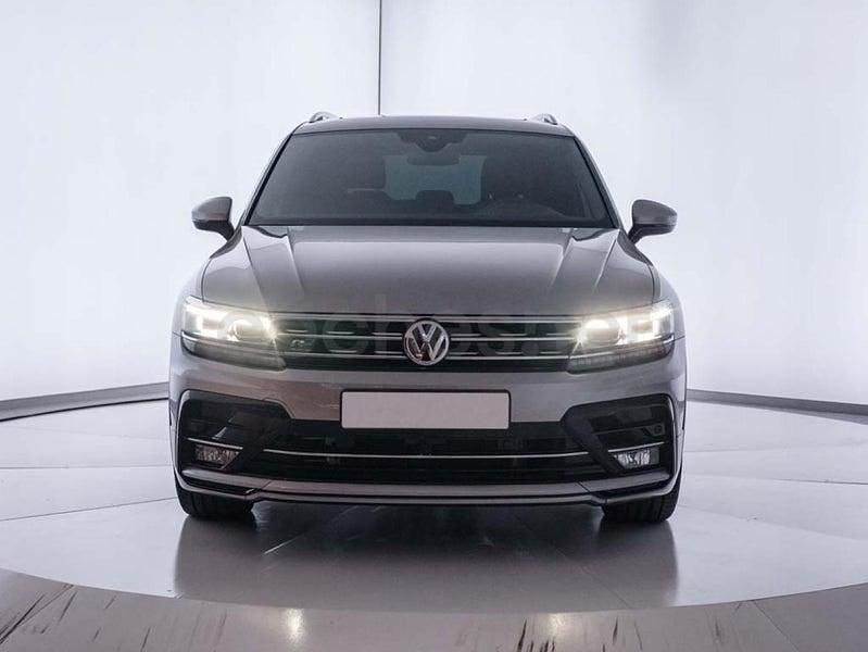 Usado VW Tiguan Sportline 190 CV (139 kW) 2020 Gris / plata SUV