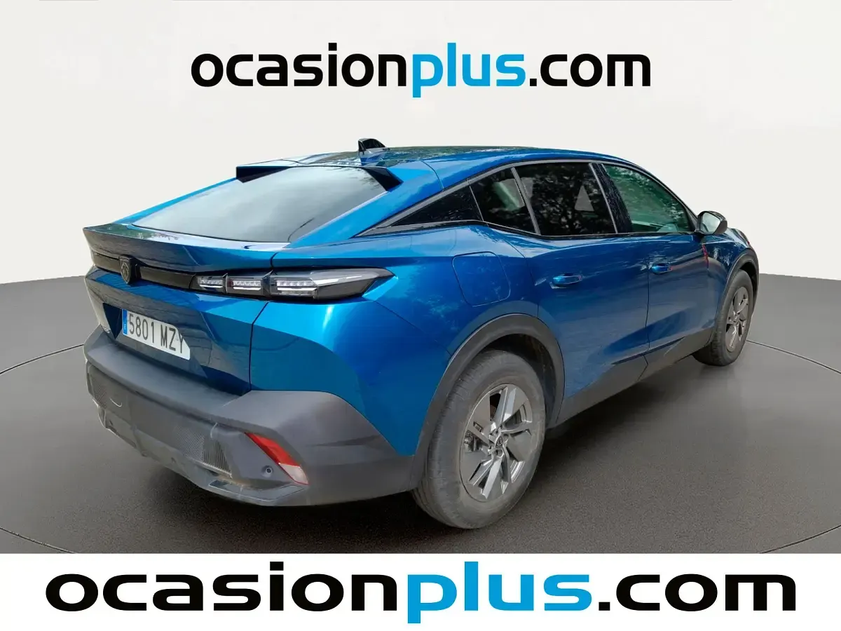Usado Peugeot 408 Allure 145 CV (106 kW) 2025 Azul SUV