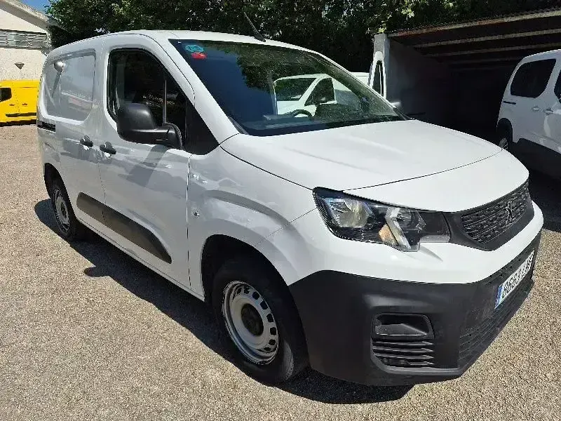 Usado Peugeot Partner S 75 CV (55 kW) 2021 Blanco Monovolumen