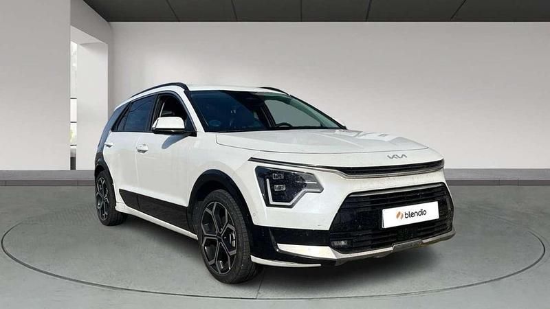 Usado Kia Niro 141 CV (103 kW) 2022 Blanco SUV