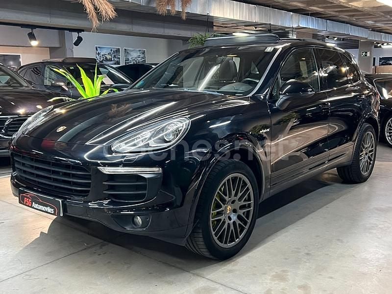 Negro Usado 2017 Porsche Cayenne S E-Hybrid SUV | 41.990 € (Precio justo) - Imagen 1/4