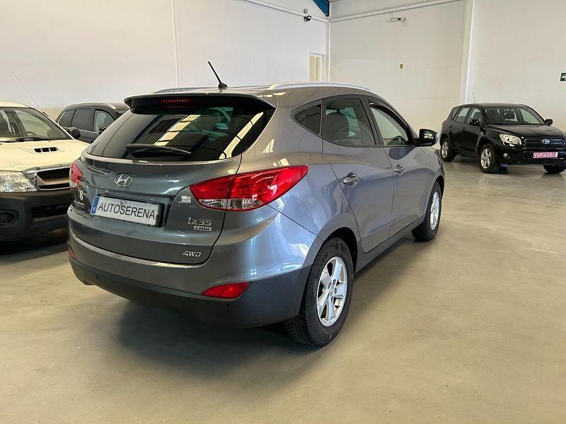 Usado Hyundai ix35 136 CV (100 kW) 2013 Gris SUV