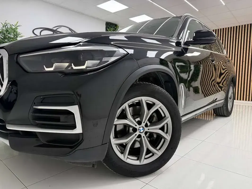 Usado BMW X5 Comfort Edition 231 CV (169 kW) 2022 Negro SUV