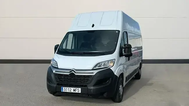 Usado Citroën Jumper 140 CV (102 kW) 2023 Blanco Monovolumen
