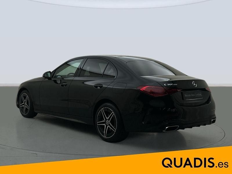 Usado Mercedes C300e AMG line 313 CV (230 kW) 2024 Negro Berlina