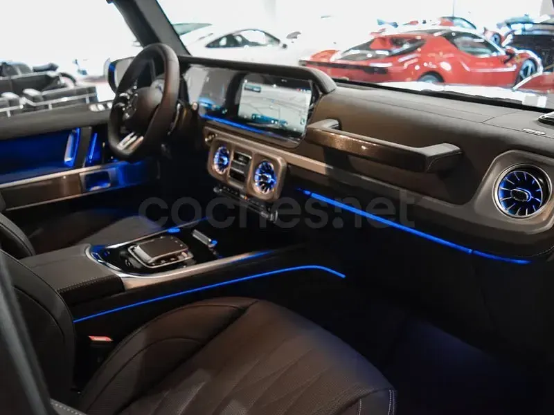 Nuevo Mercedes G63 AMG 585 CV (430 kW) 2026 Gris / plata SUV