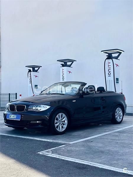Usado BMW 118 143 CV (105 kW) 2010 Negro Utilitario