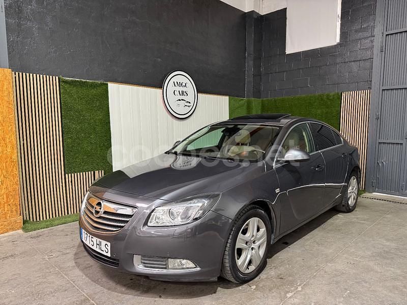 Gris / plata Usado 2012 Opel Insignia Selective Berlina | 6000 € (Buen precio) - Imagen 1/4
