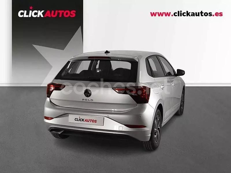 Usado VW Polo Life 95 CV (69 kW) 2025 Plateado Berlina