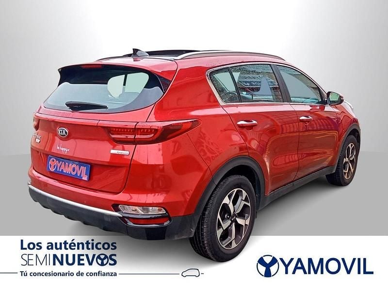 Usado Kia Sportage 115 CV (84 kW) 2020 Rojo SUV