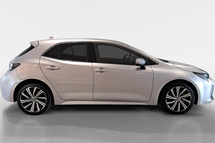 Usado Toyota Corolla Style 122 CV (89 kW) 2022 Gris Berlina