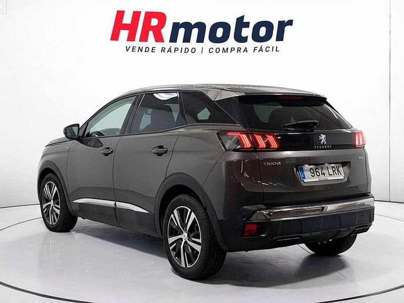 Usado Peugeot 3008 Allure 227 CV (166 kW) 2021 Gris SUV