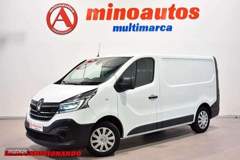 Usado Renault Trafic 121 CV (88 kW) 2020 Blanco Monovolumen