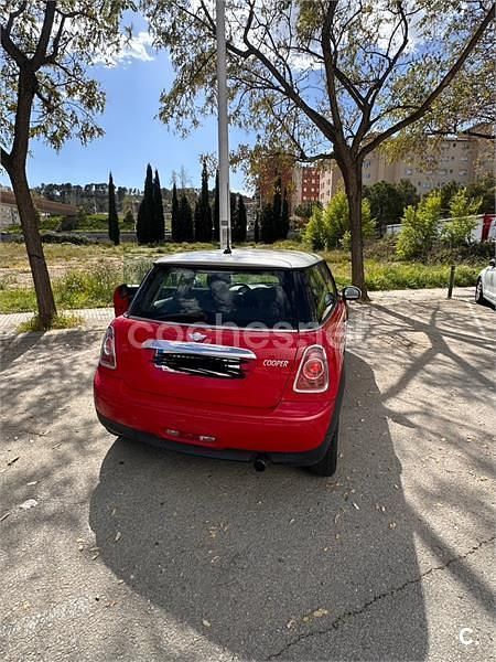 Usado Mini Cooper 120 CV (88 kW) 2010 Rojo Utilitario