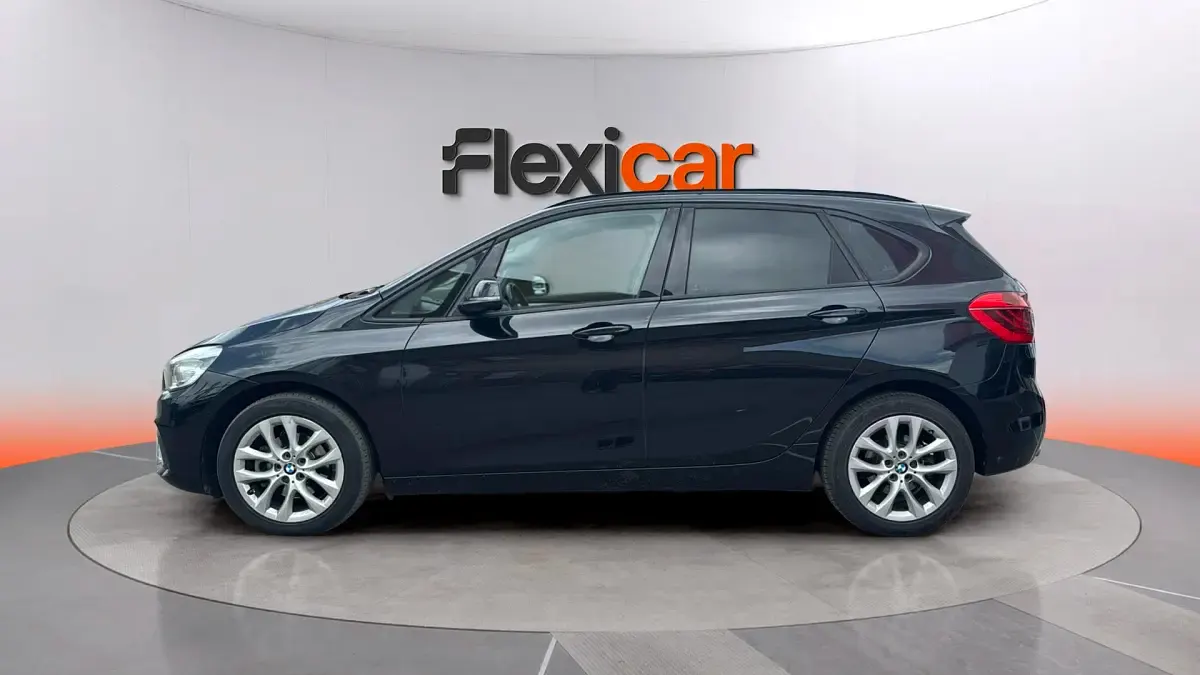 Usado BMW 218 150 CV (110 kW) 2019 Negro Familiar