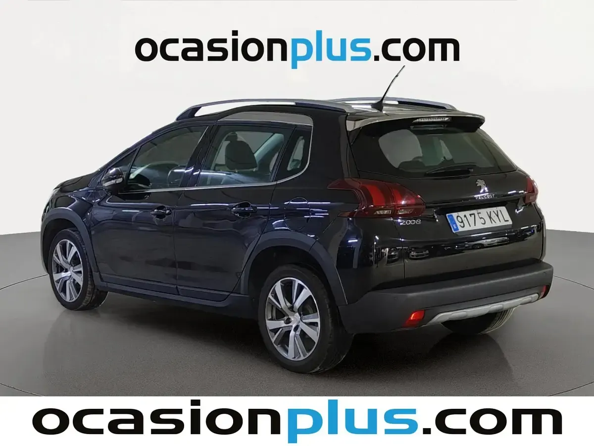 Usado Peugeot 2008 Allure 110 CV (80 kW) 2019 Negro SUV