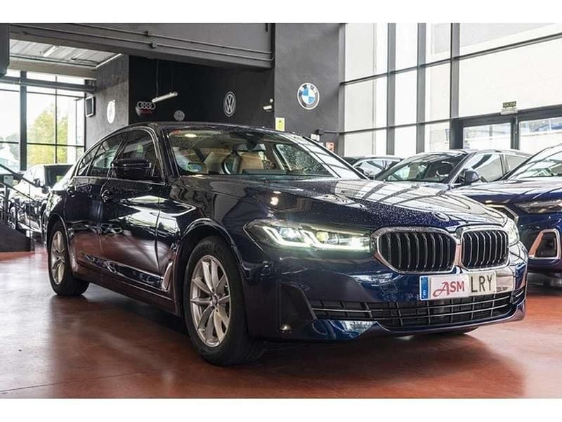 Usado BMW 520 Sport Line 190 CV (139 kW) 2021 Azul Berlina
