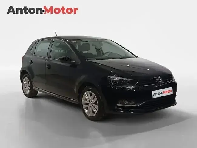 Usado VW Polo Advance 75 CV (55 kW) 2016 Negro Utilitario