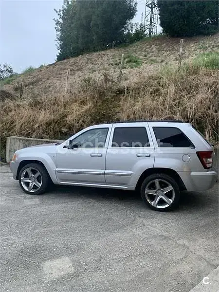 Usado Jeep Grand Cherokee Limited 326 CV (239 kW) 2005 Gris / plata SUV