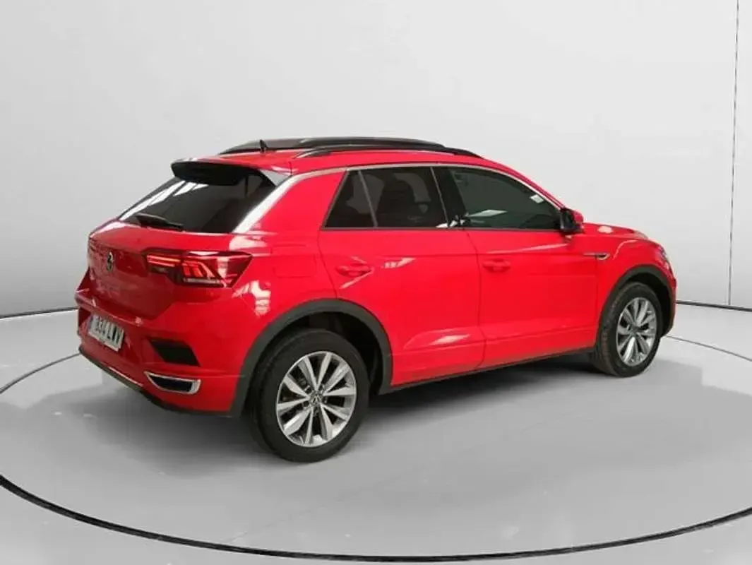 Usado VW T-Roc Advance 150 CV (110 kW) 2022 Rojo SUV