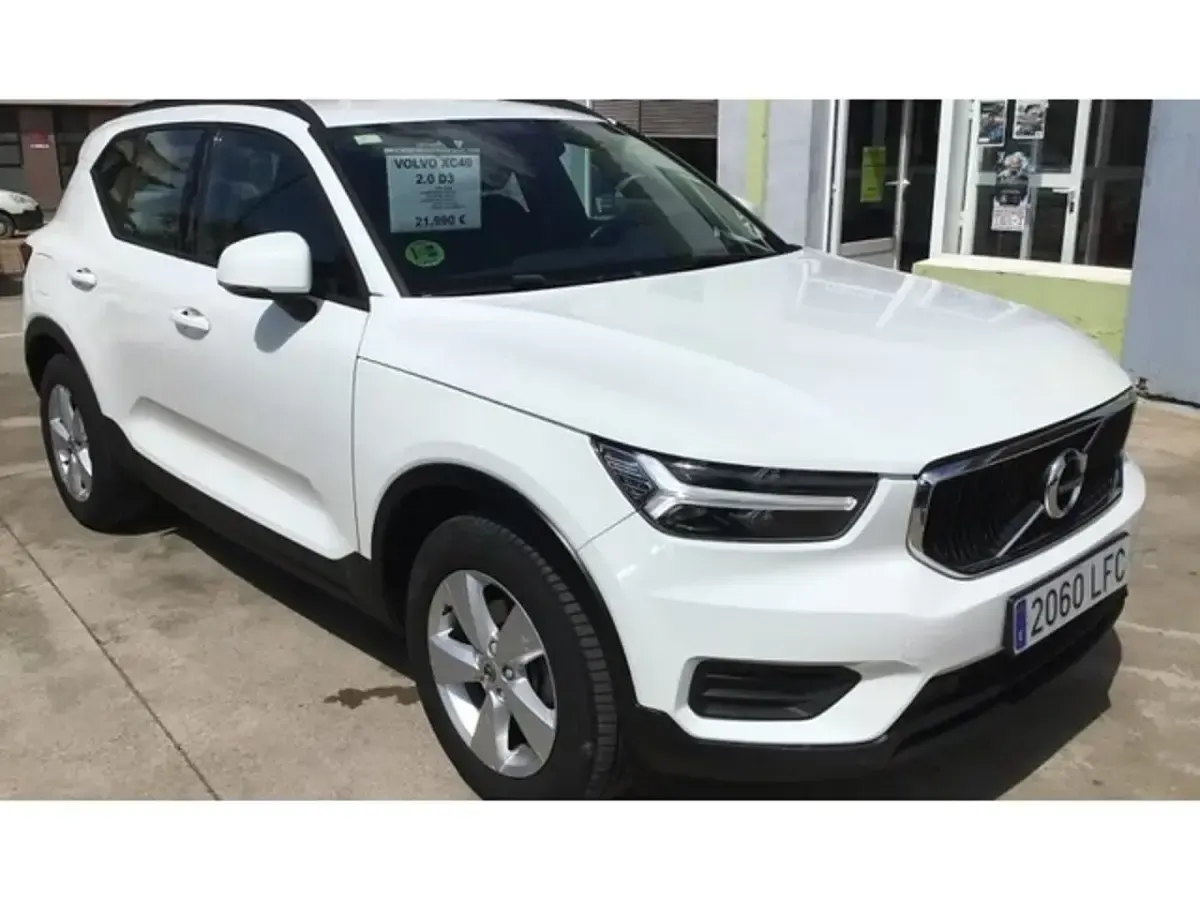 Usado Volvo XC40 163 CV (119 kW) 2020 Blanco SUV