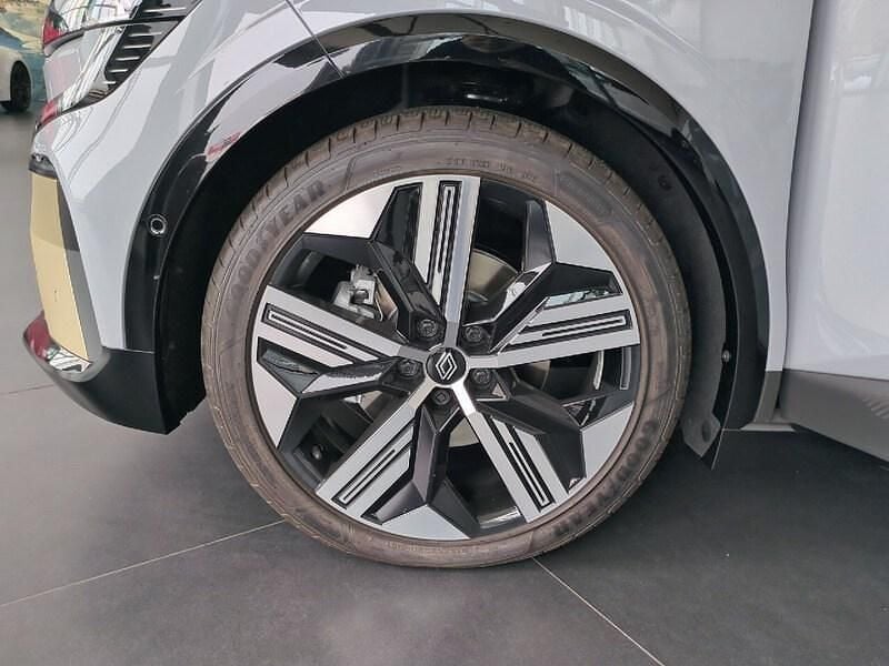 Usado Renault Mégane Iconic 160 kW (218 CV) 2022 Gris Berlina