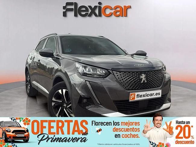 Usado Peugeot 2008 Allure 130 CV (95 kW) 2021 Gris / plata SUV
