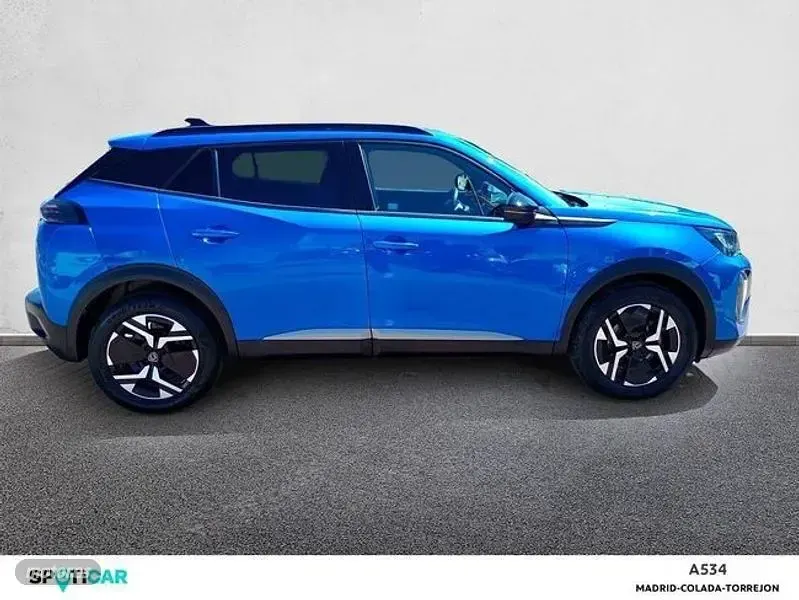 Usado Peugeot 2008 Allure 100 CV (73 kW) 2024 Azul SUV