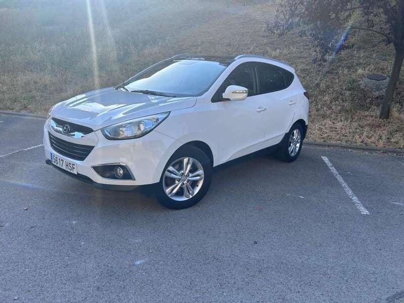 Blanco Usado 2013 Hyundai ix35 GLS SUV | 6975 € (Buen precio) - Imagen 1/4