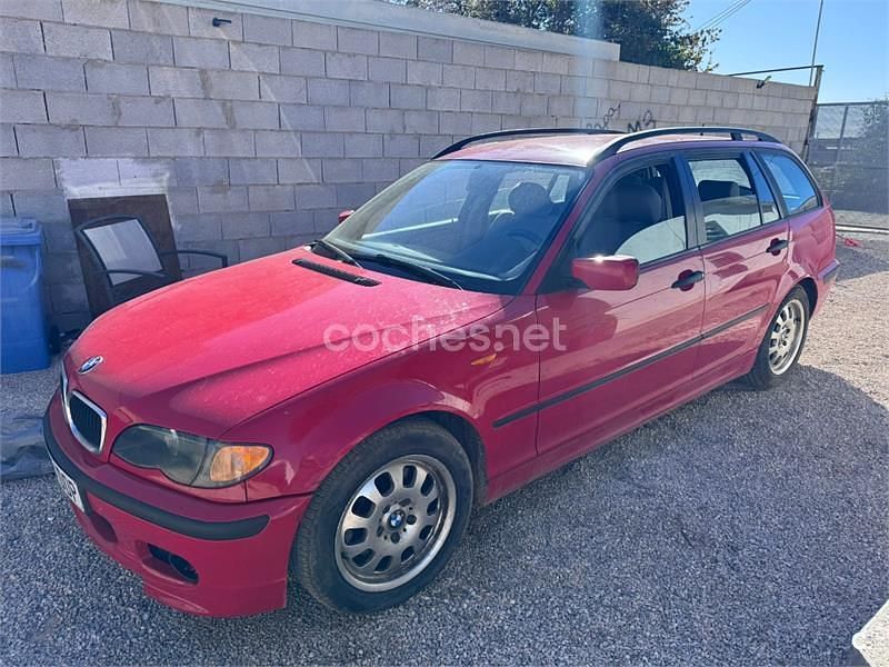 Usado BMW 320 150 CV (110 kW) 2004 Rojo Familiar