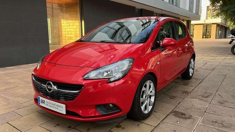 Rojo Usado 2015 Opel Corsa Color Edition Utilitario | 6850 € (Un poco caro) - Imagen 1/4