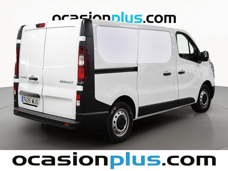 Usado Renault Trafic 130 CV (95 kW) 2023 Blanco Monovolumen