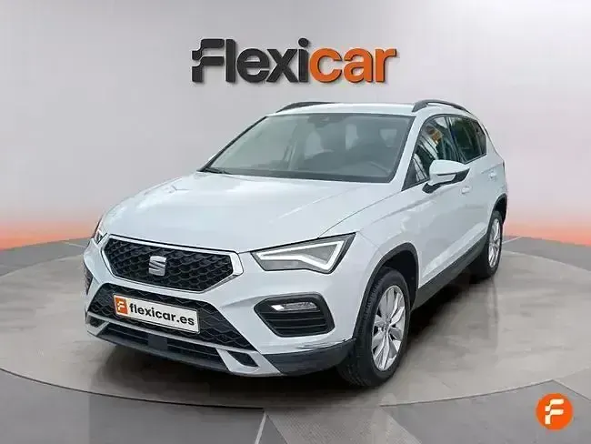 Usado Seat Ateca Style 150 CV (110 kW) 2023 Blanco SUV