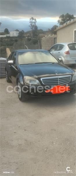 Usado Mercedes C220 Avantgarde 150 CV (110 kW) 2007 Negro Berlina