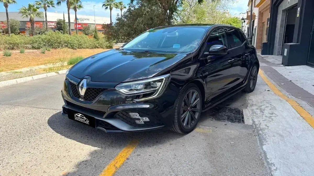 Usado Renault Mégane IV Trophy 300 CV (220 kW) 2020 Negro