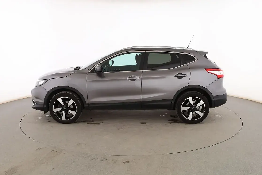 Usado Nissan Qashqai 360º 110 CV (80 kW) 2016 Gris SUV