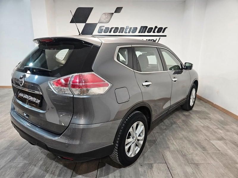 Usado Nissan X-Trail Visia 130 CV (95 kW) 2015 Gris / plata SUV