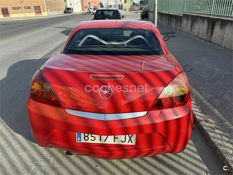 Rojo Usado 2006 Opel Tigra Sport Descapotable | 2490 € (Super precio) - Imagen 1/1