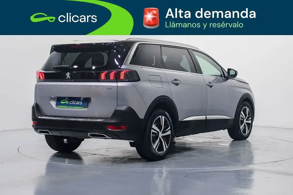 Usado Peugeot 5008 GTi 136 CV (100 kW) 2024 Gris SUV