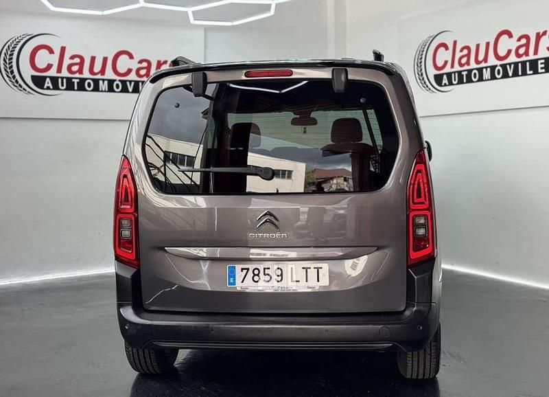 Usado Citroën Berlingo Feel 102 CV (75 kW) 2021 Gris Monovolumen